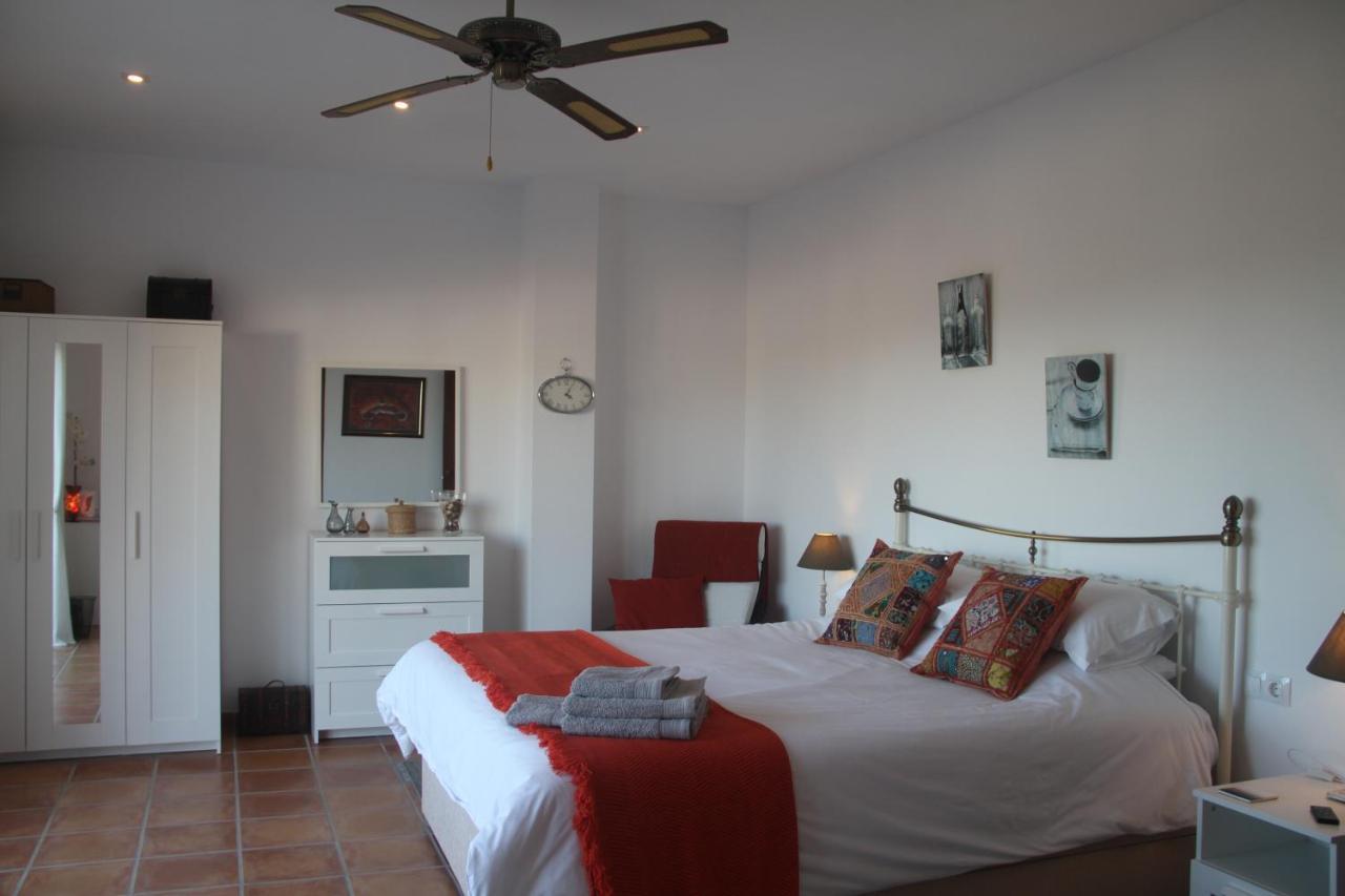 Villa Beniarres Guest House B&B In Морайра Экстерьер фото
